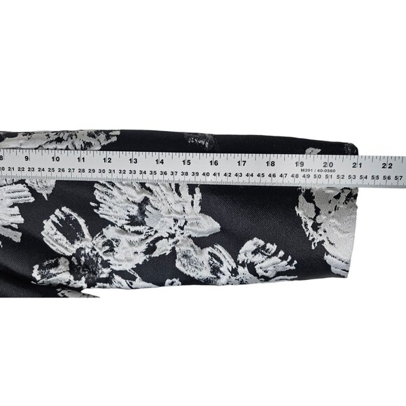Natori Womens Medium Floral Jacquard Jacket  Black White KN9028 - Picture 6 of 11